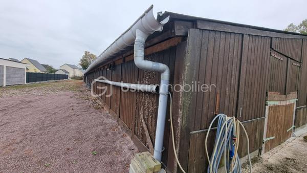 Terrain de 1 900 m²