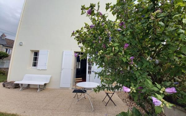 Maison à vendre    5 pièces •  Quettehou