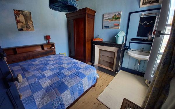 Maison à vendre    5 pièces •  Quettehou