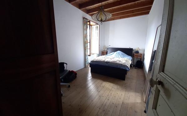 Maison à vendre    5 pièces •  Quettehou