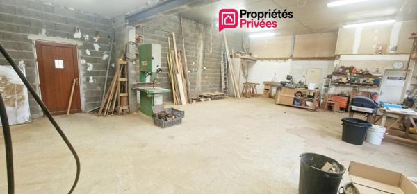 Local commercial/artisanal de 208 m² + Maison 138 m² - 6 pièces - 4 ch - terrasse