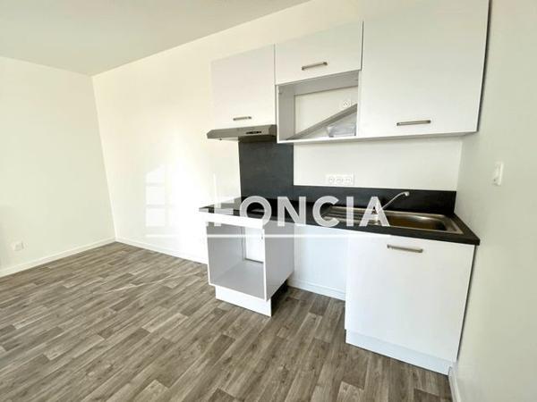 Location Appartement 2 pièces 43.38 m² - RUE PIERRE MENDES FRANCE Colombelles 14460