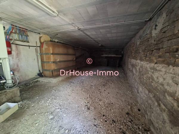Immeuble à vendre 9 pièces de 186 m²