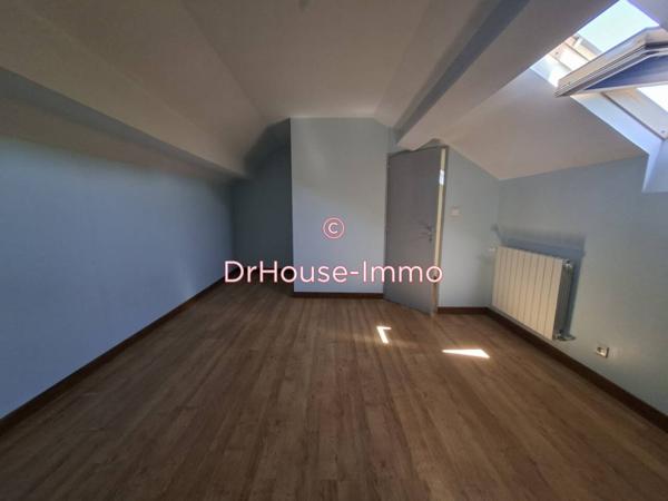 Immeuble à vendre 9 pièces de 186 m²