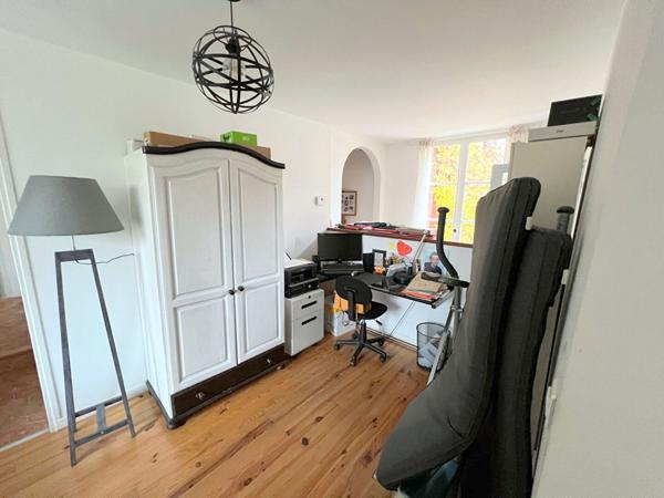 Maison CHAUMONT EN VEXIN 9 pieces 200 m2