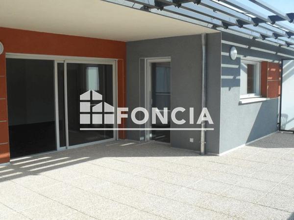 Location Appartement 4 pièces 87.37 m² - 47 RUE FERDINAND MALET Saint Peray 07130