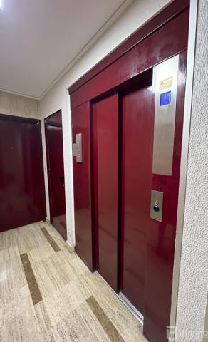 Appartement 2 pièces avec loggia et box