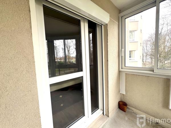 Appartement 2 pièces avec loggia et box