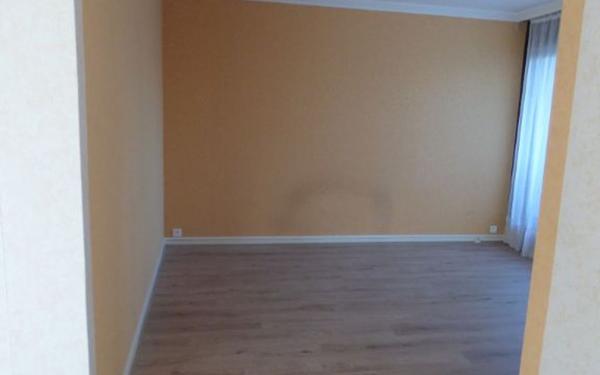 Appartement à louer    1 pièce •  Rosny-sous-Bois