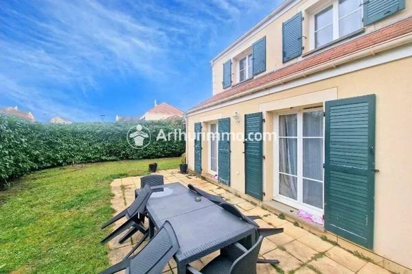 Vente Maison 5 pièces 118 m2 à Savigny-le-Temple