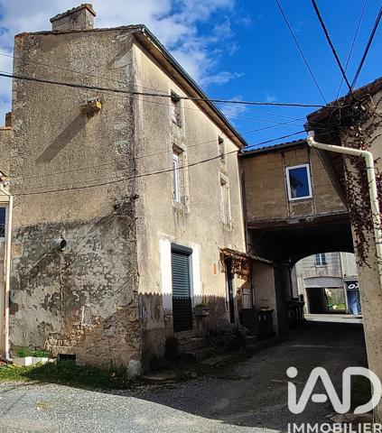 Immeuble à vendre 150 m² La Crèche