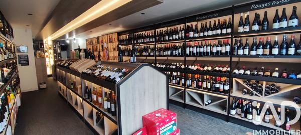 Immeuble à vendre 150 m² La Crèche