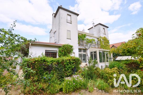 Maison à vendre 9 pièces 241,77 m² Sannois