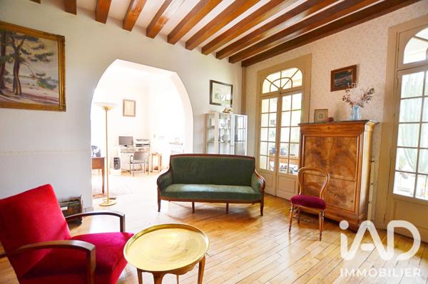 Maison à vendre 9 pièces 241,77 m² Sannois