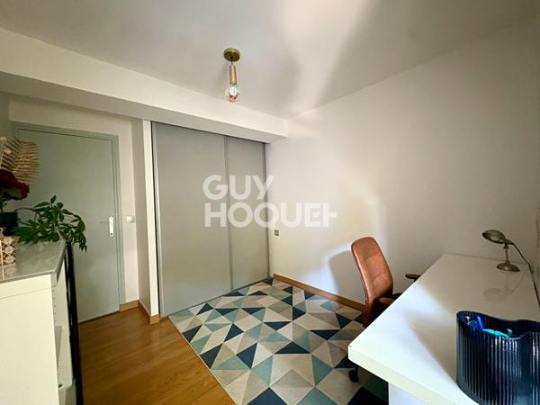 Coquet appartement de type T3 avec une belle terrasse de plus de 15 m² et une cave