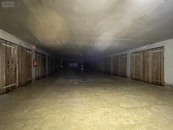Garage - Parking à vendre à Ploubazlanec dans les Côtes-d'Armor (22620), ref : 22023-3452