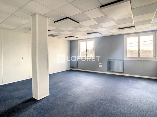 Location bureau près de Vitry-le-François - 5 pièce(s) - 171 m² - 1 250 € par mois