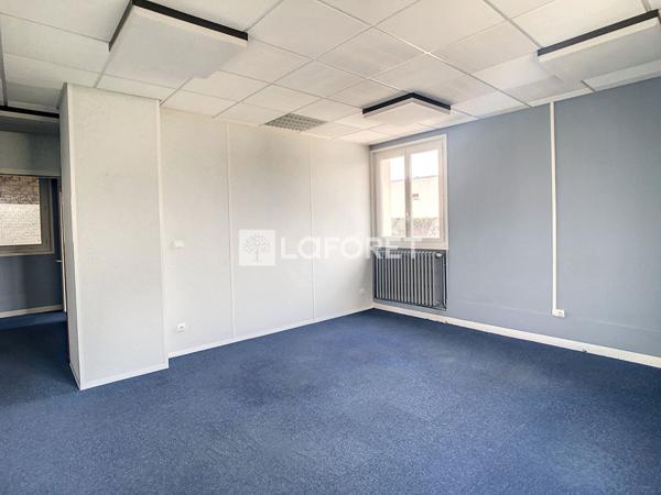Location bureau près de Vitry-le-François - 5 pièce(s) - 171 m² - 1 250 € par mois
