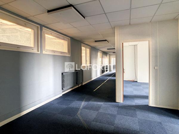 Location bureau près de Vitry-le-François - 5 pièce(s) - 171 m² - 1 250 € par mois
