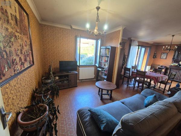 Maison à vendre à Auzits dans l'Aveyron (12390), ref : 1189