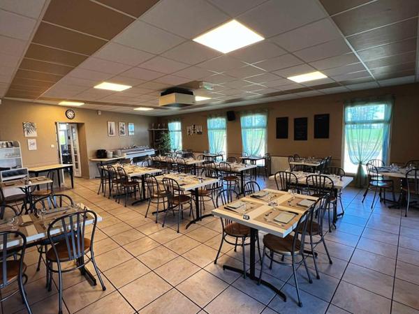 Restaurant Sarlande 6 pièce(s) 235 m2
