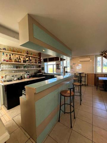 Restaurant Sarlande 6 pièce(s) 235 m2