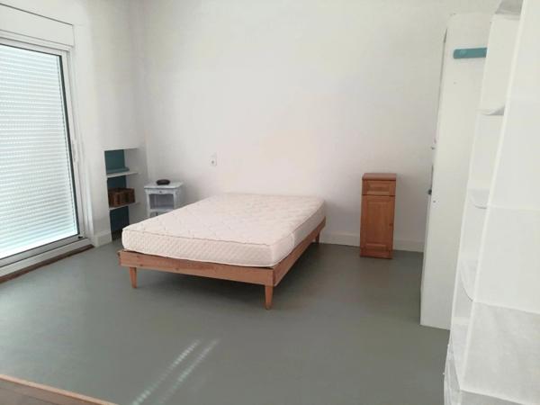 02 - Vente immeuble de 3 appartements loués HIRSON - 210 m² - Terrain 591 m²