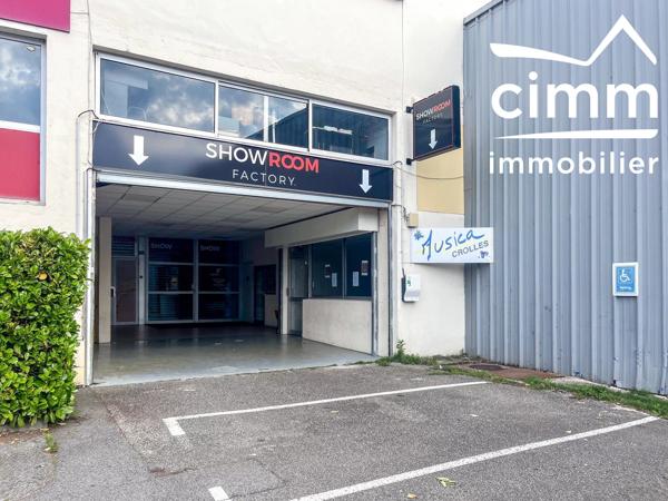 - Idéal pour investissement locatif - Locaux, bureaux, zone commerciale de Crolles