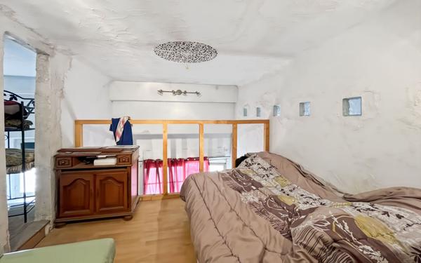 Appartement à vendre    2 pièces •  La Crau