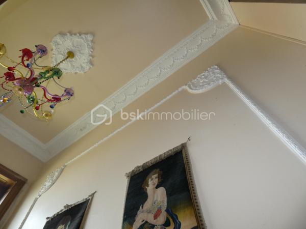 Chateau de 361,78 m²