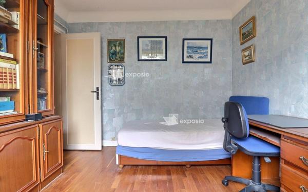 Appartement à vendre    4 pièces • 79,52 m2 Paris 20