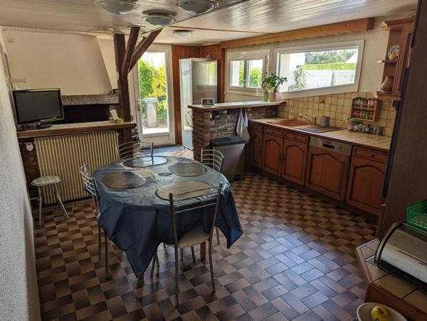 Maison Saint Etienne De Montluc 6 pièce(s) 150 m2