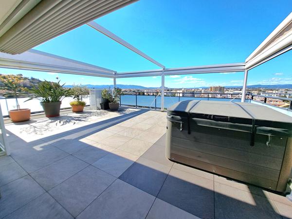 RARE A LA VENTE Villa sur le toit, T4 120 m² + 110 m² de terrasse