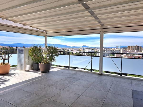RARE A LA VENTE Villa sur le toit, T4 120 m² + 110 m² de terrasse