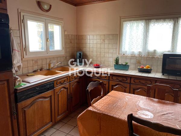 A quelques minutes de la gare des écoles des commerces