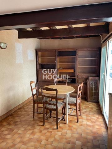 A quelques minutes de la gare des écoles des commerces