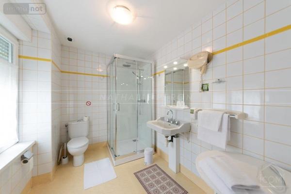 Maison à vendre à Châteaulin dans le Finistère (29150), ref : 29060-1084260