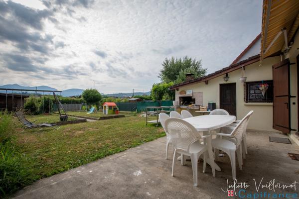 COGNIN (73160) : Maison rénovée en 2023 - 3 chambres, garage, cave et jardin