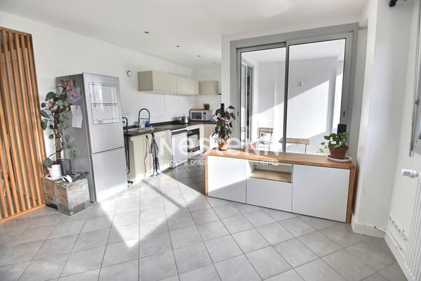 Magnifique et Lumineux T4 - résidence entièrement rénovée - Proche des transports en communs - Tramway au pieds