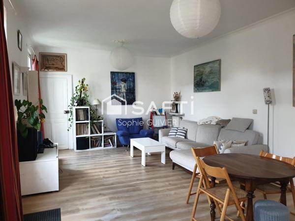 Maison 85 m² avec  2 Chambres et jardin sans vis-à-vis au centre de Château Gontier