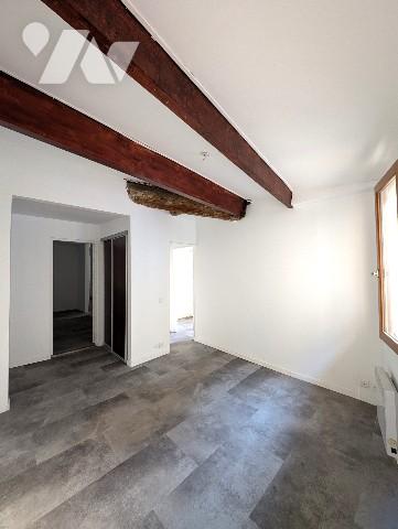 T2 de 34,3m² rénové au Panier