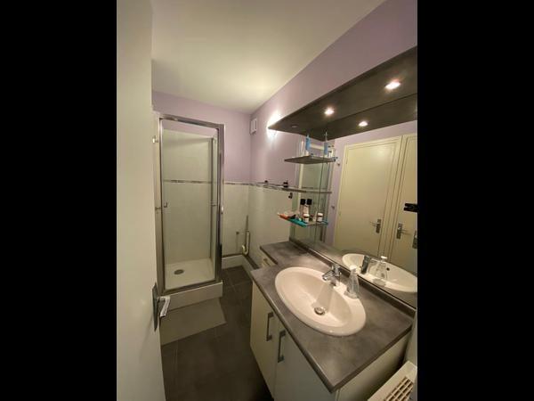 Chambre en colocation - Lyon 07