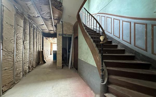 Maison à vendre    5 pièces •  Épernay