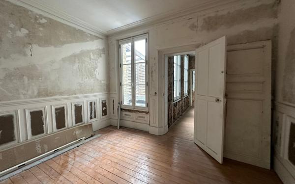 Maison à vendre    5 pièces •  Épernay