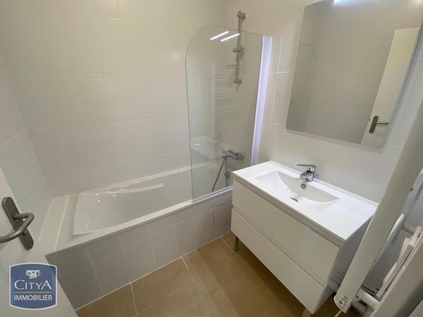 Location appartement Le Lavandou (83980) 3 pièces 57.25m²