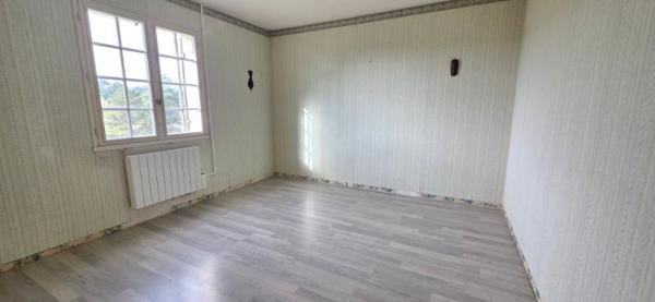 Maison de plain pied 3 chambres + bureau