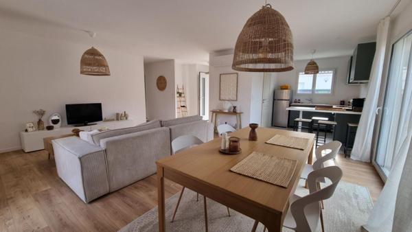 Maison 4 pièces de 86 m2 en seconde ligne SOULAC SUR MER