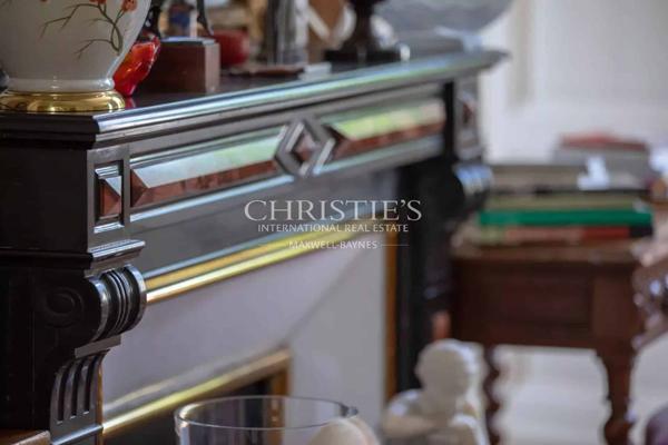 Bordeaux – Maison en pierre de 300m² avec jardin, garage, piscine