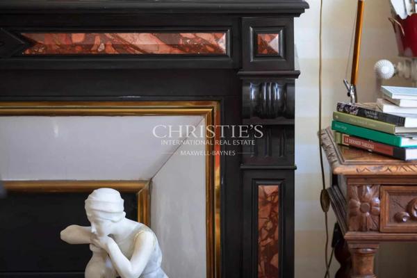 Bordeaux – Maison en pierre de 300m² avec jardin, garage, piscine