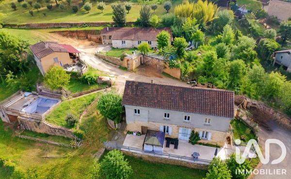 Maison à vendre 6 pièces 185 m² Sarlat-la-Canéda